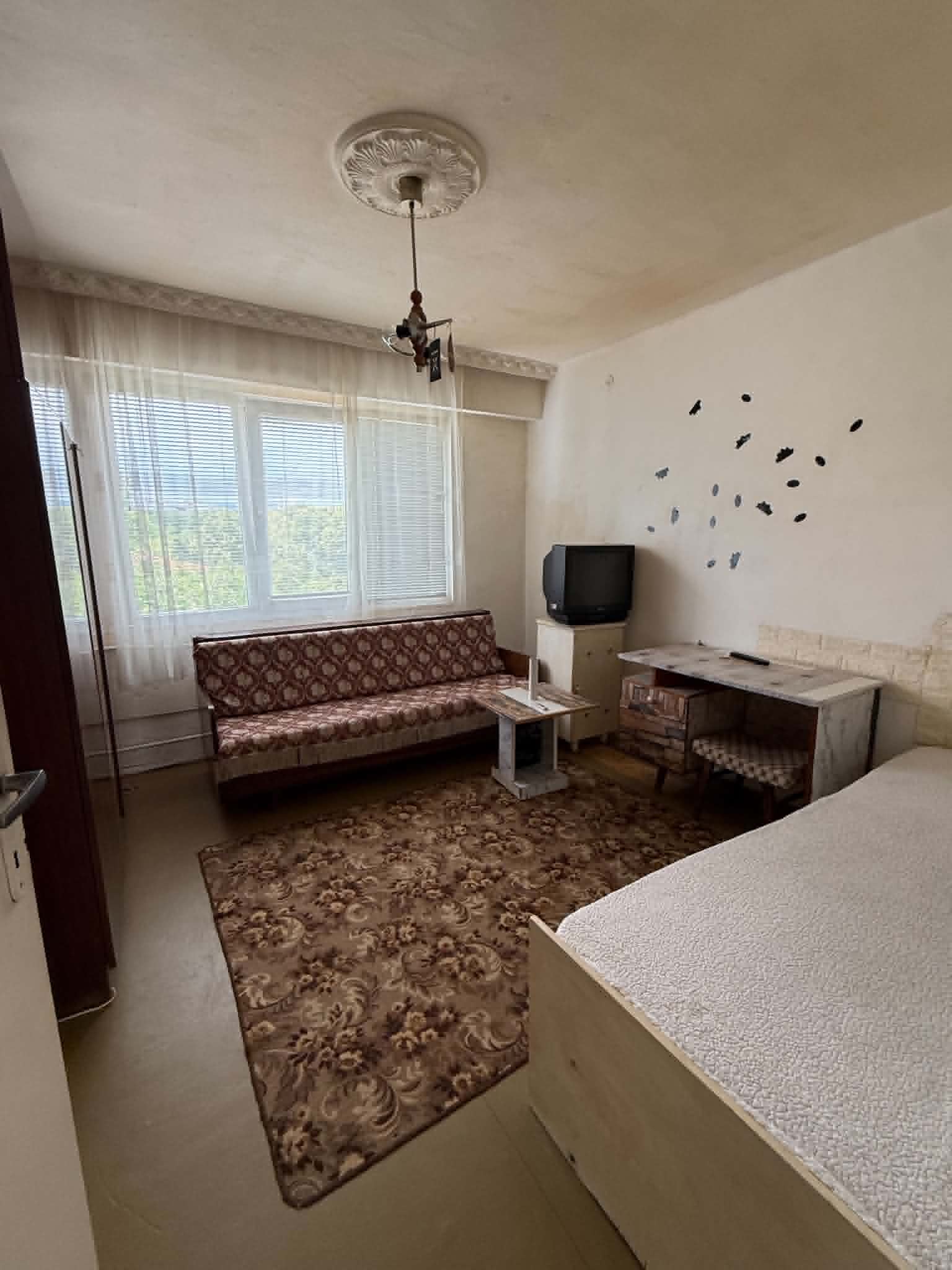 Тристаен апартамент кв. Добруджански – снимка 3
